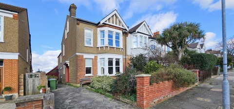 View Full Details for Gourock Road, London, SE9