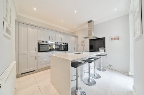 View Full Details for Halons Road, London