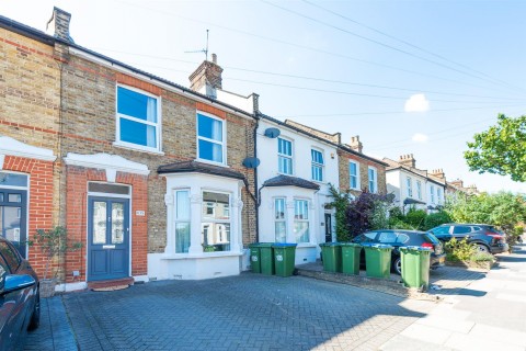 View Full Details for Grangehill Road, London, SE9