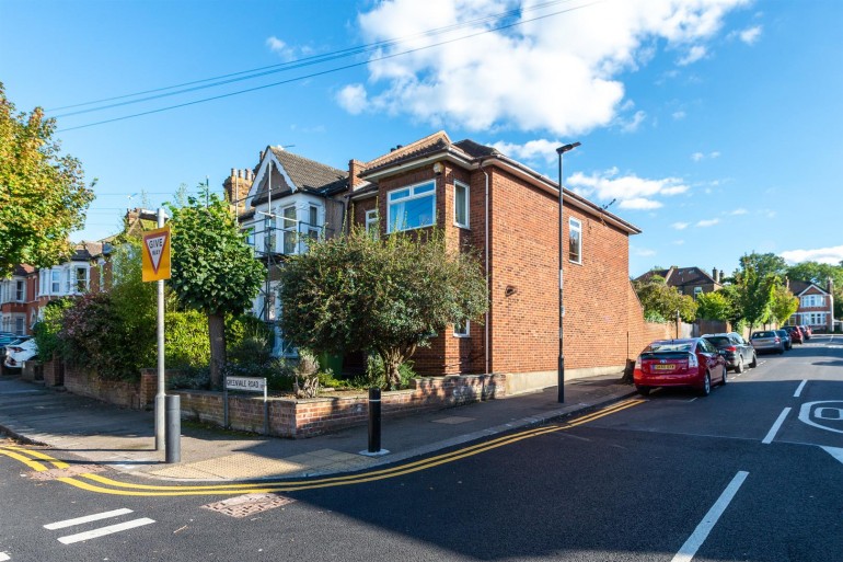 Greenvale Road, London