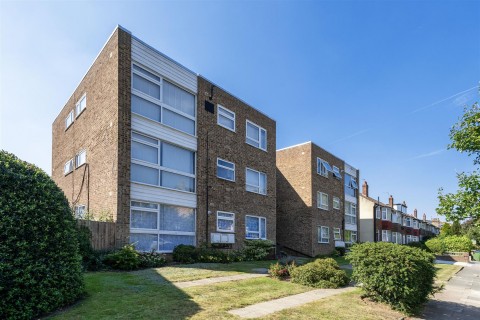 View Full Details for Laburnum Place, Elderslie Road, SE9